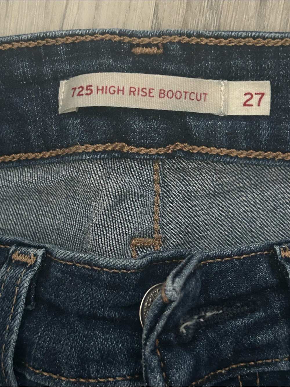Levi’s Dark Wash Women's Bootcut Jeans - Classic Navy Blue - Picture 3 of 3